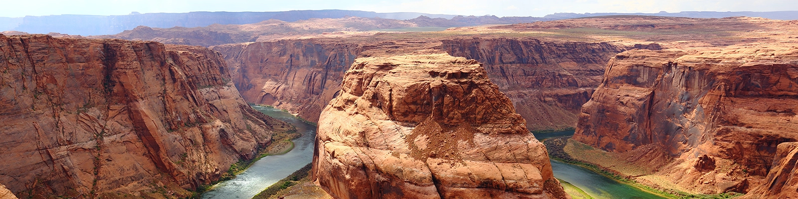 Scenic view of the majestic Grand Canyon National Park, with dramatic cliffs and colorful rock formations